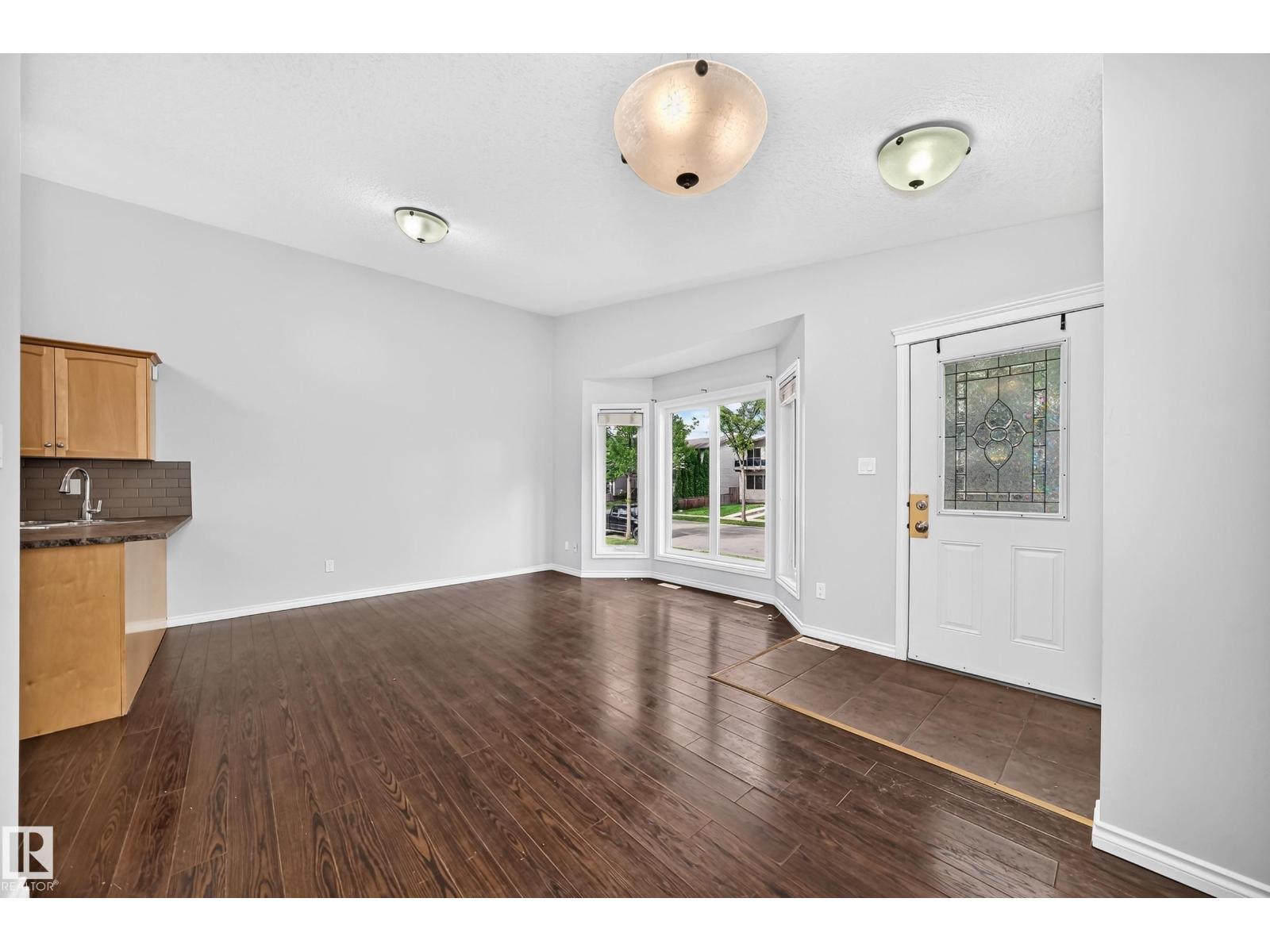 12124 122 ST NW - 2