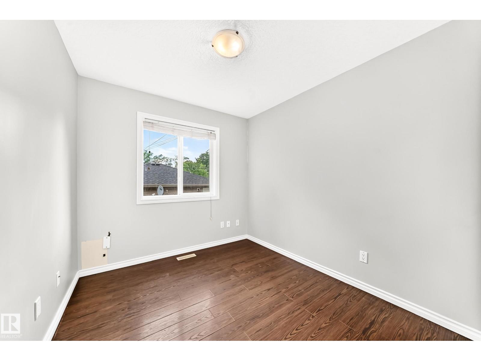 12124 122 ST NW - 20