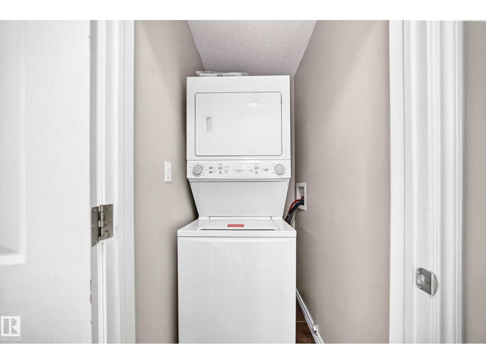 12124 122 ST NW - 24