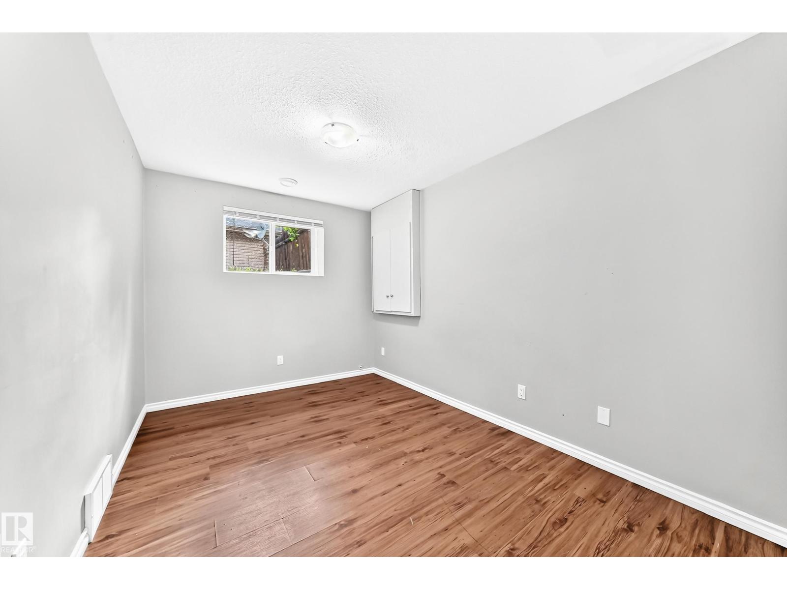12124 122 ST NW - 31