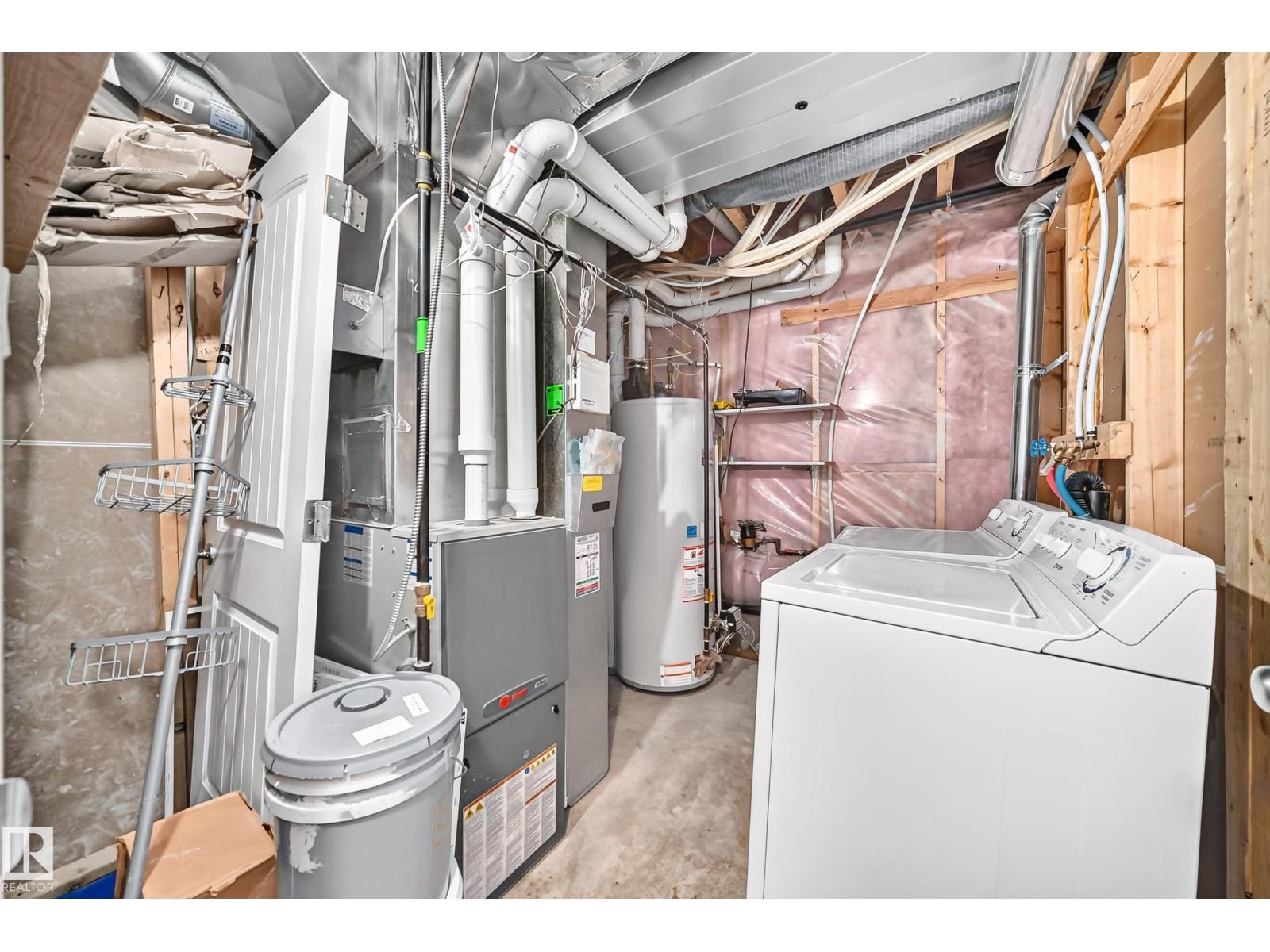 12124 122 ST NW - 40