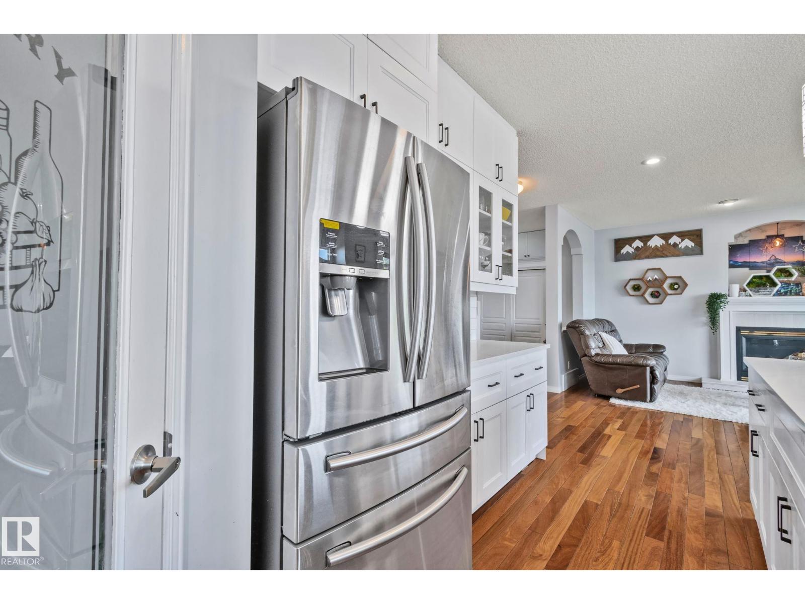 13411 149 AV NW - 15