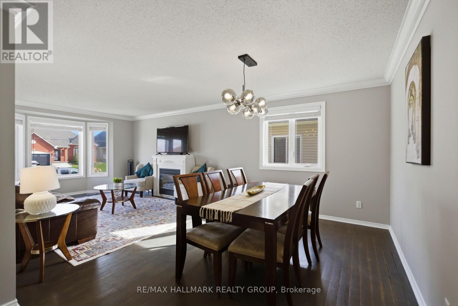 164 PATTERSON CRESCENT - 3