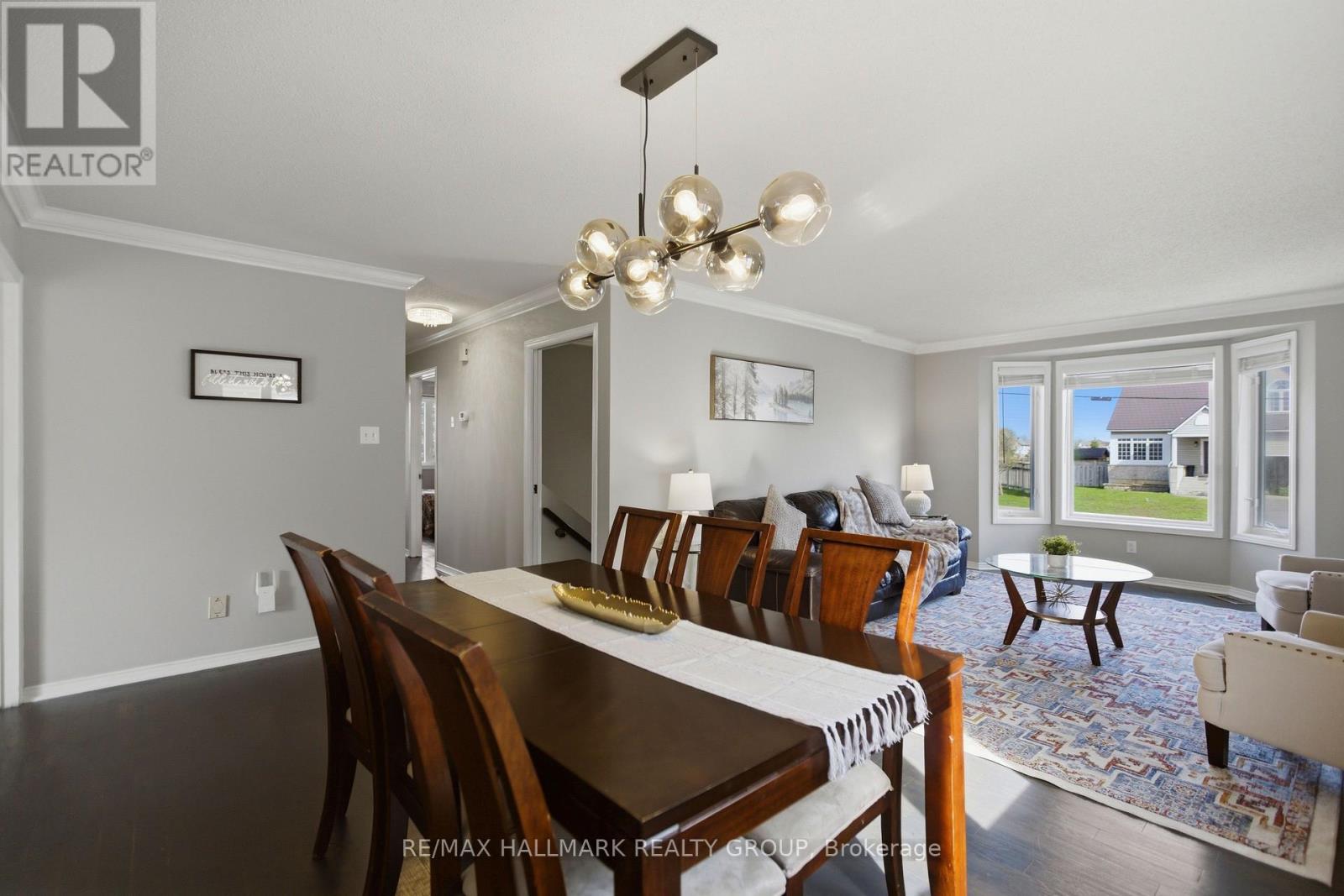 164 PATTERSON CRESCENT - 4