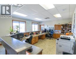 10120 Northern Lights Drive, Fort St  John, BC V1J2A3 Photo 15