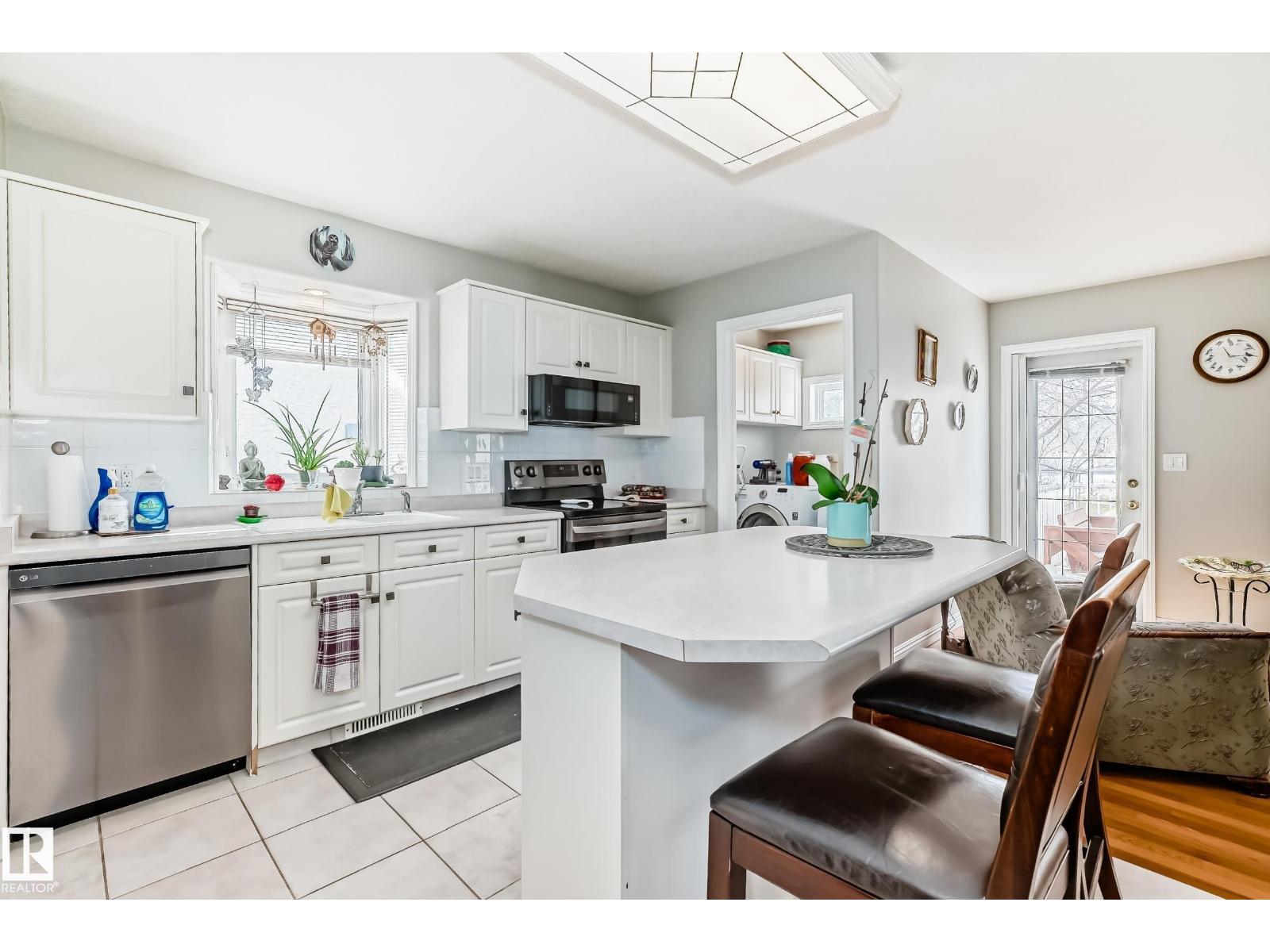168 KULAWY DR N NW - 3