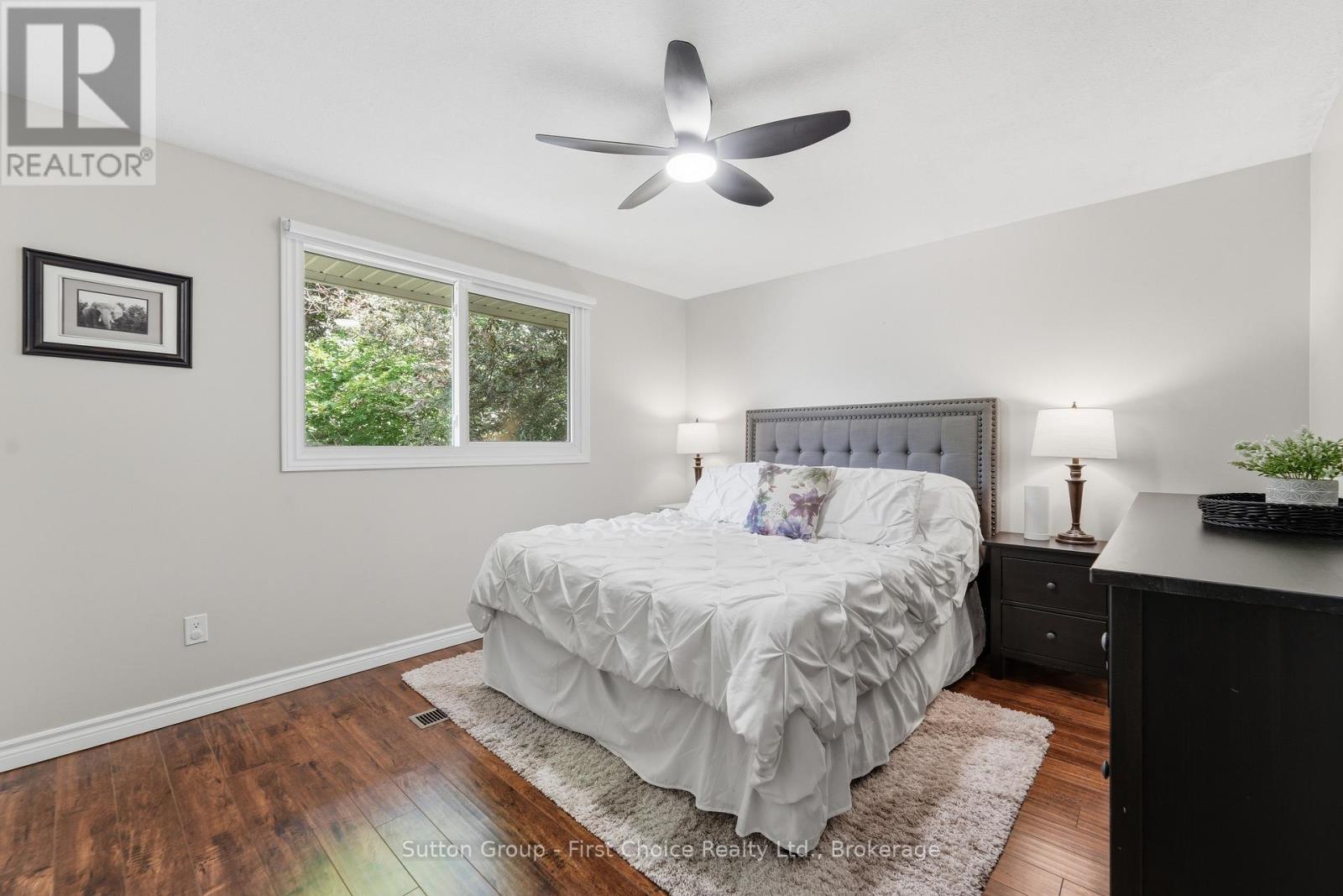 72 AVONWOOD DRIVE W - 16