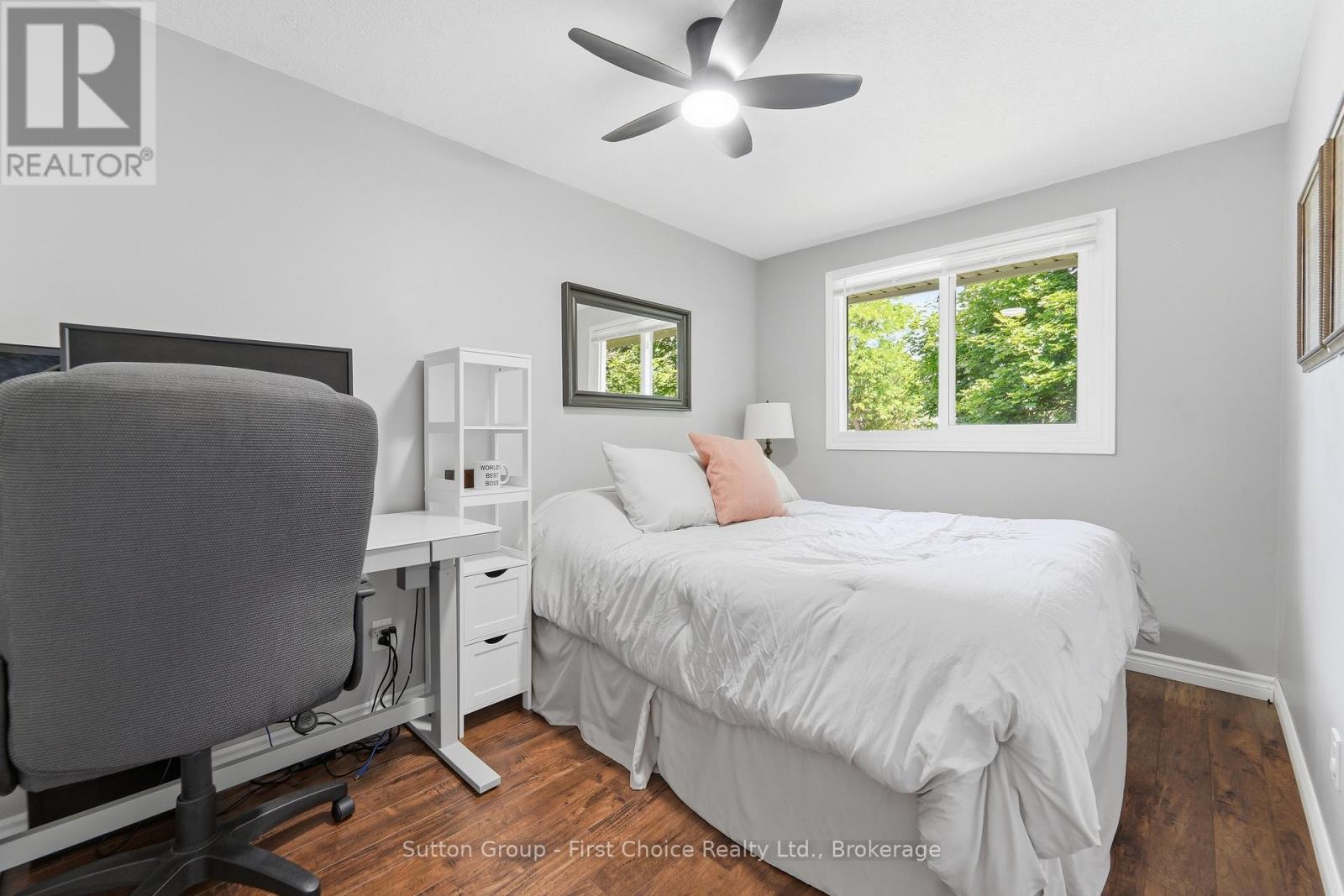 72 AVONWOOD DRIVE W - 19