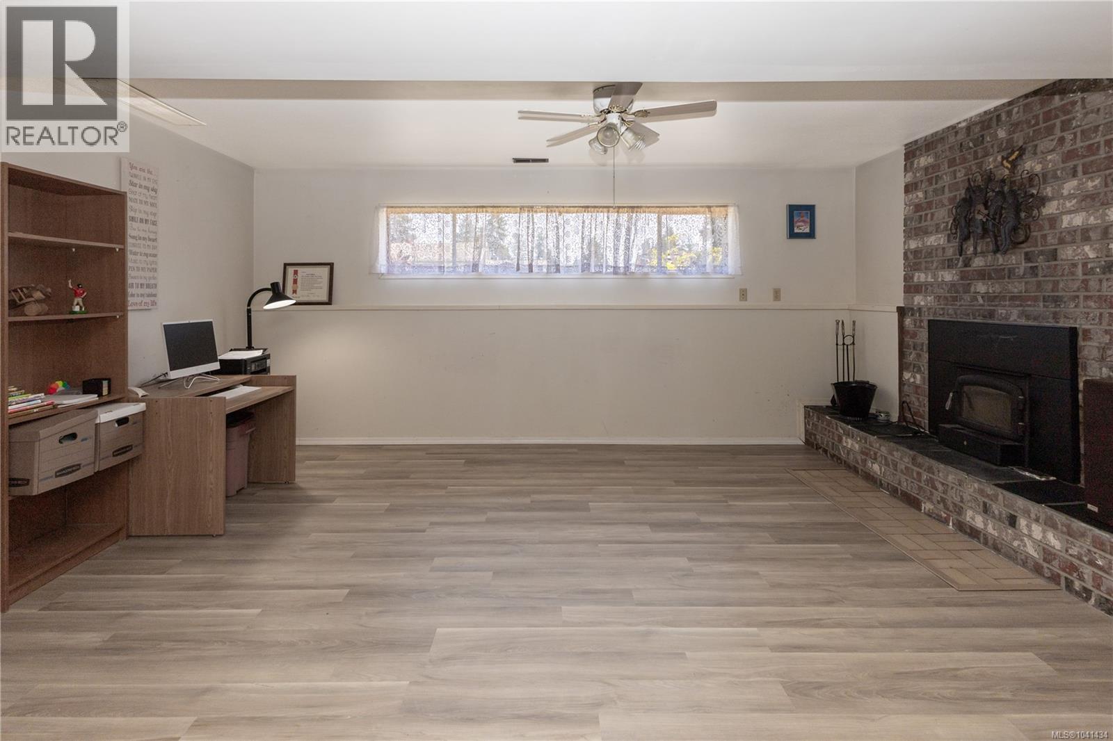 1031 16th St, Courtenay