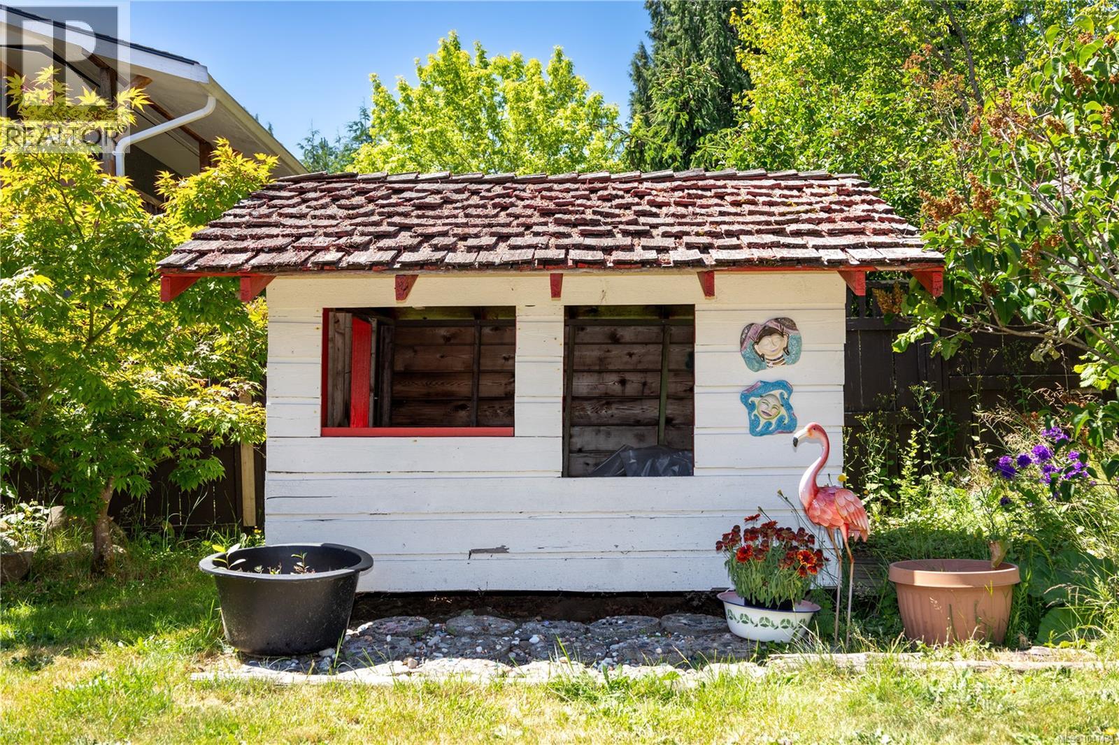 1031 16th St, Courtenay