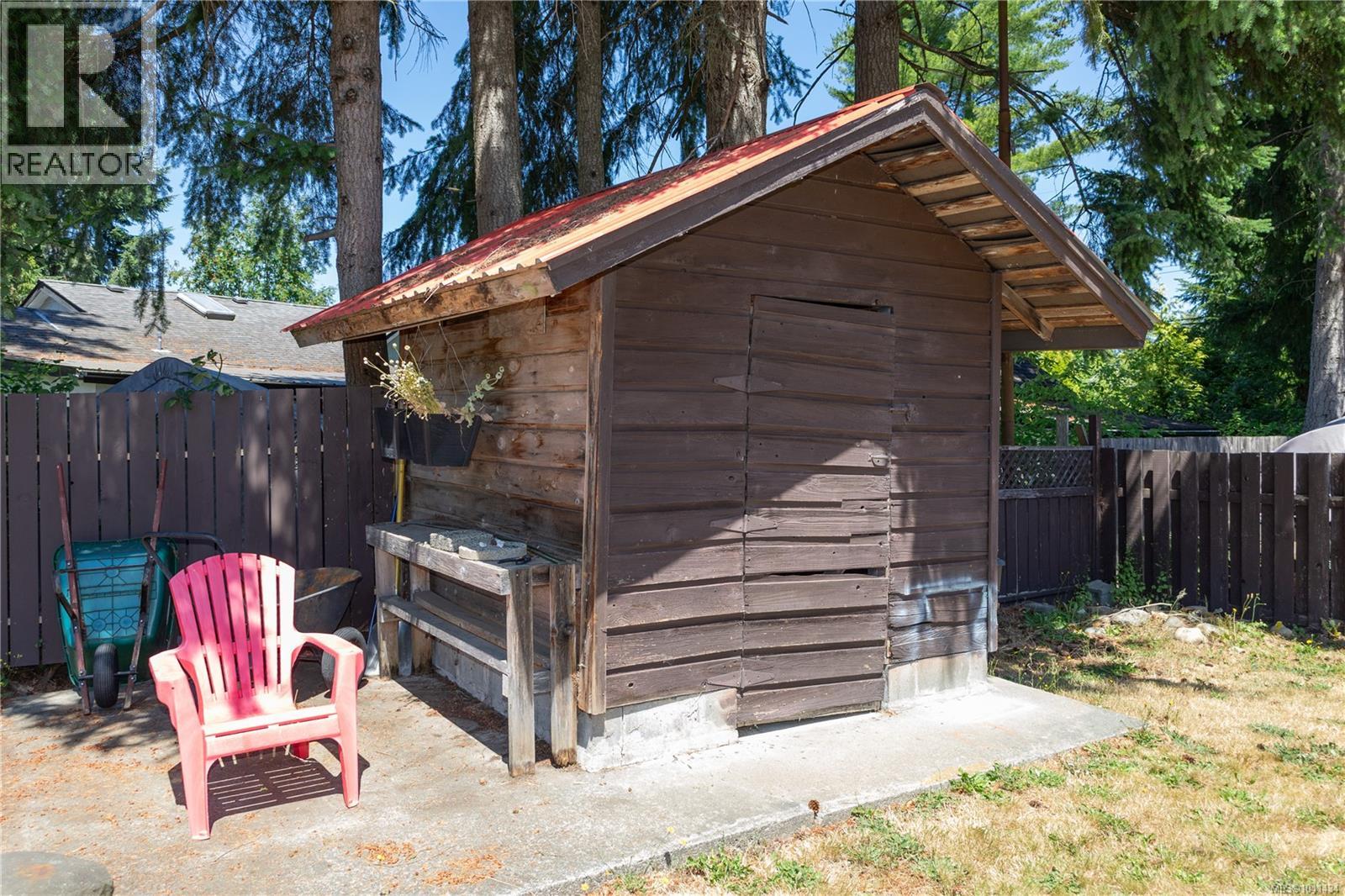 1031 16th St, Courtenay