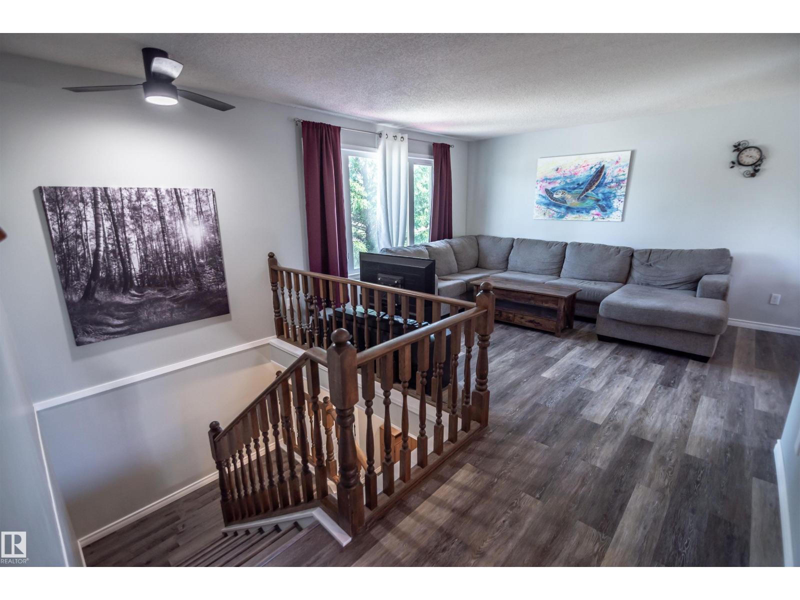 4632 46 AV — photo 16