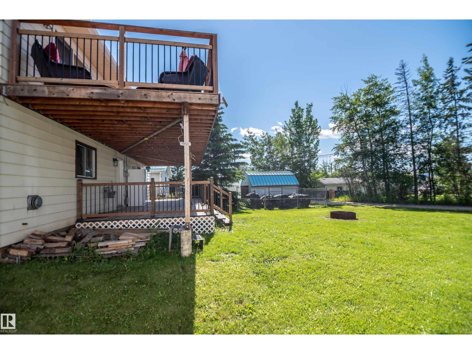 4632 46 AV — photo 46