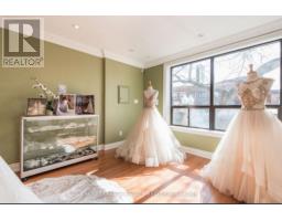 1194 St Clair Avenue W, Toronto, ON M6E1B4 Photo 14