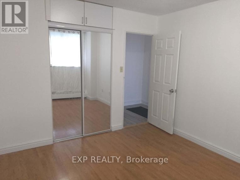 #816 320 DIXON ROAD - 12