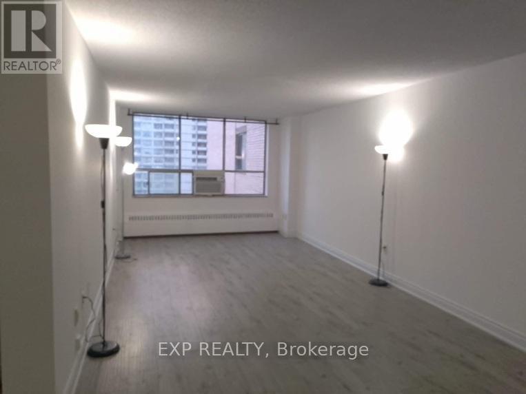 #816 320 DIXON ROAD - 3
