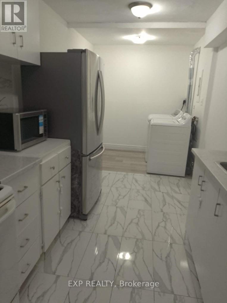 #816 320 DIXON ROAD - 6