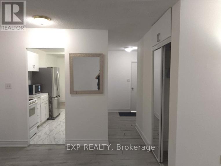 #816 320 DIXON ROAD - 8