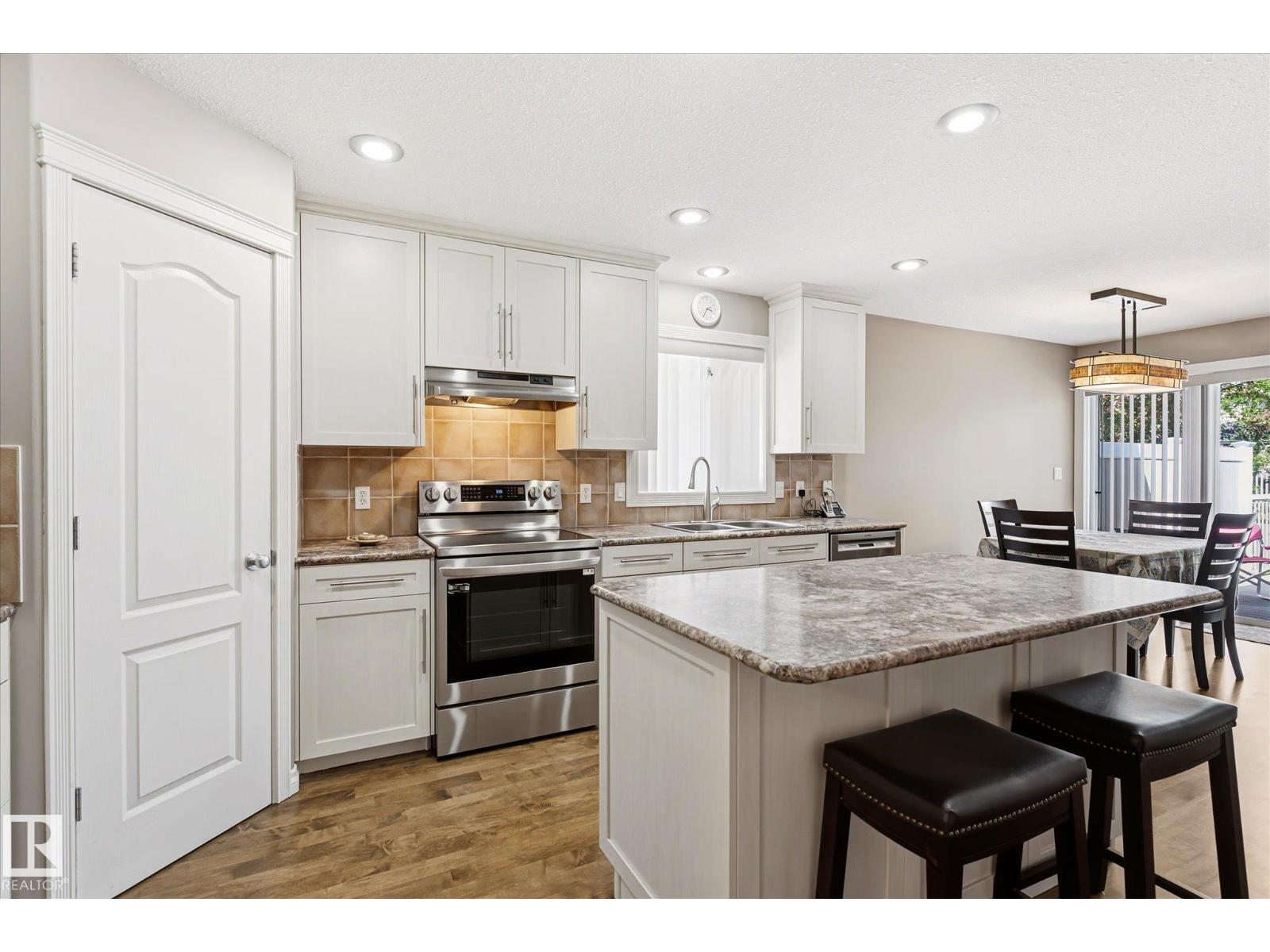 33 Cavan RD — photo 12