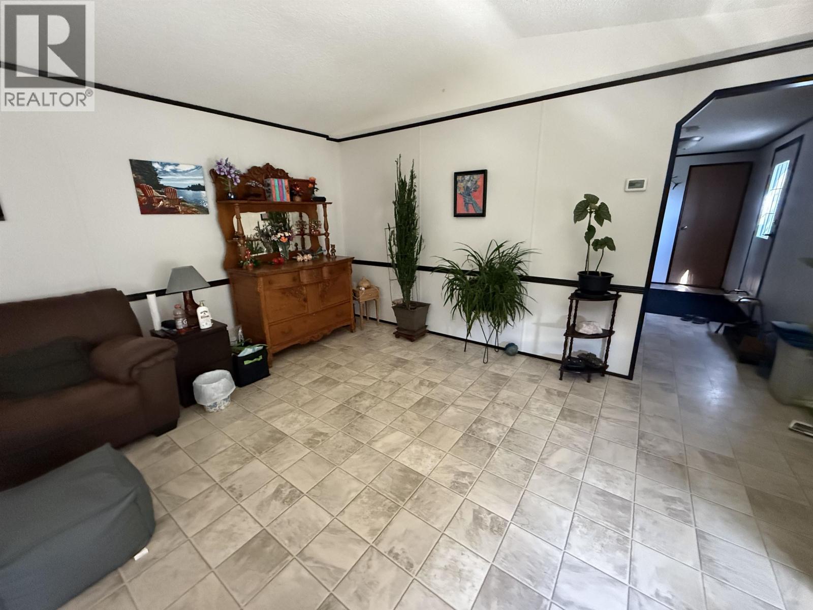8920 75 STREET - 10