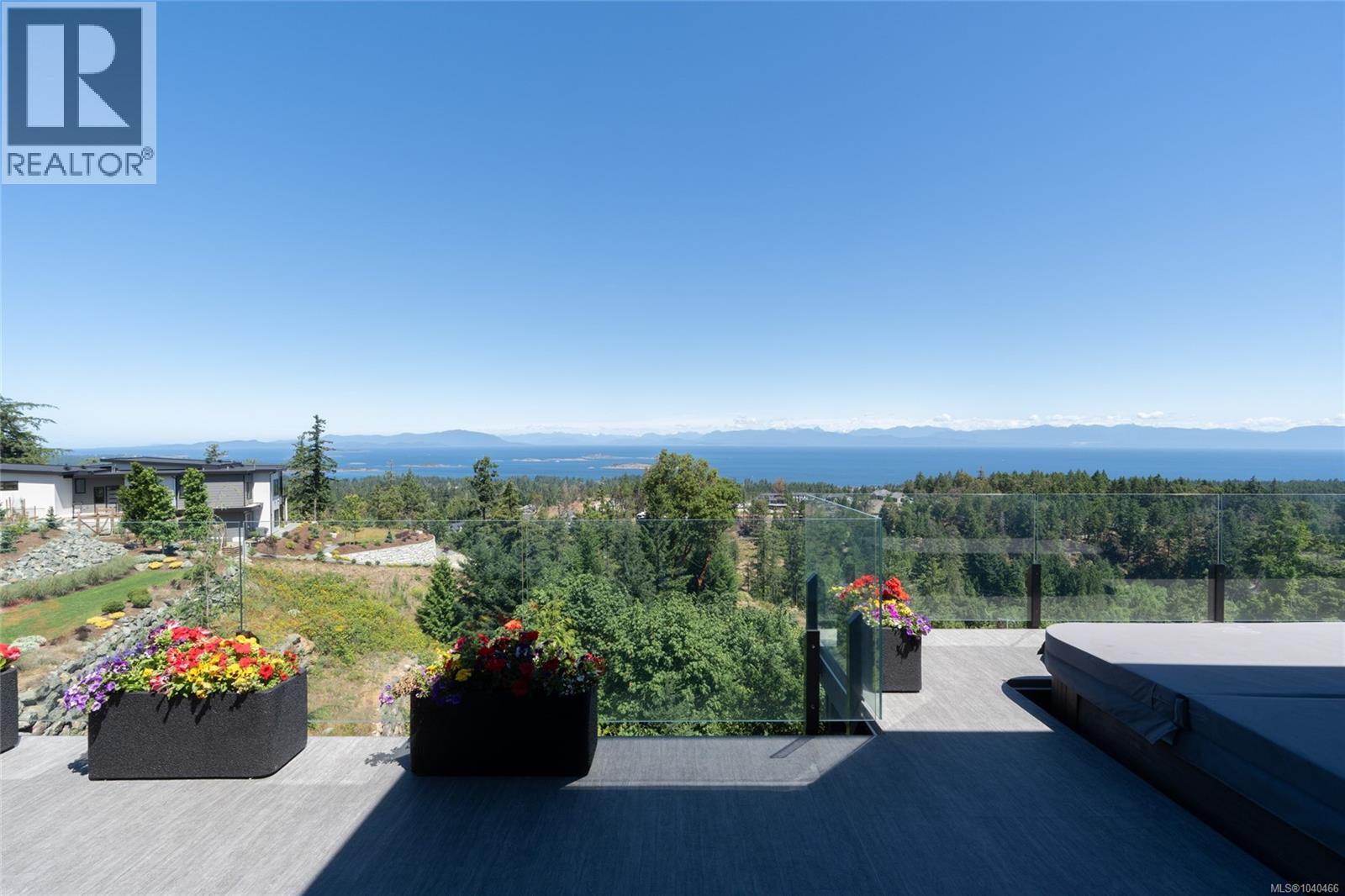 7376 High Ridge Cres - 3