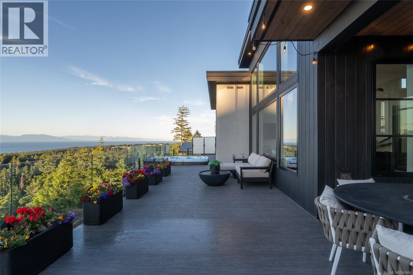 7376 High Ridge Cres - 52