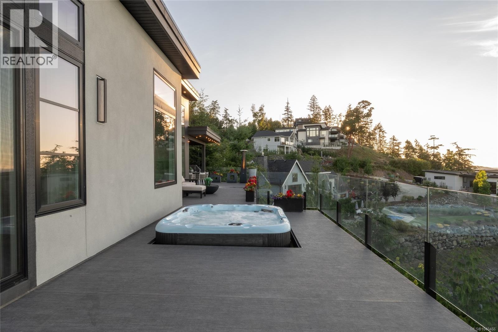 7376 High Ridge Cres - 54