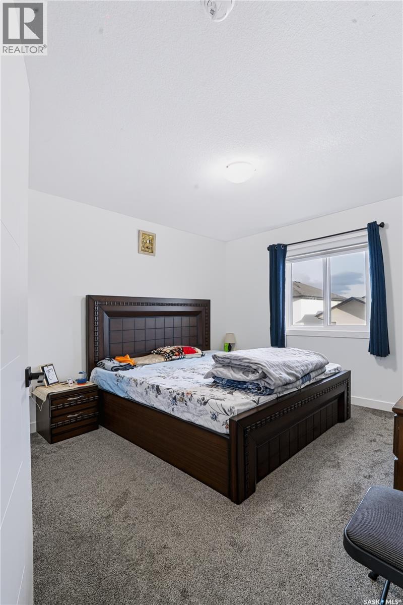 164 Thakur STREET - 19