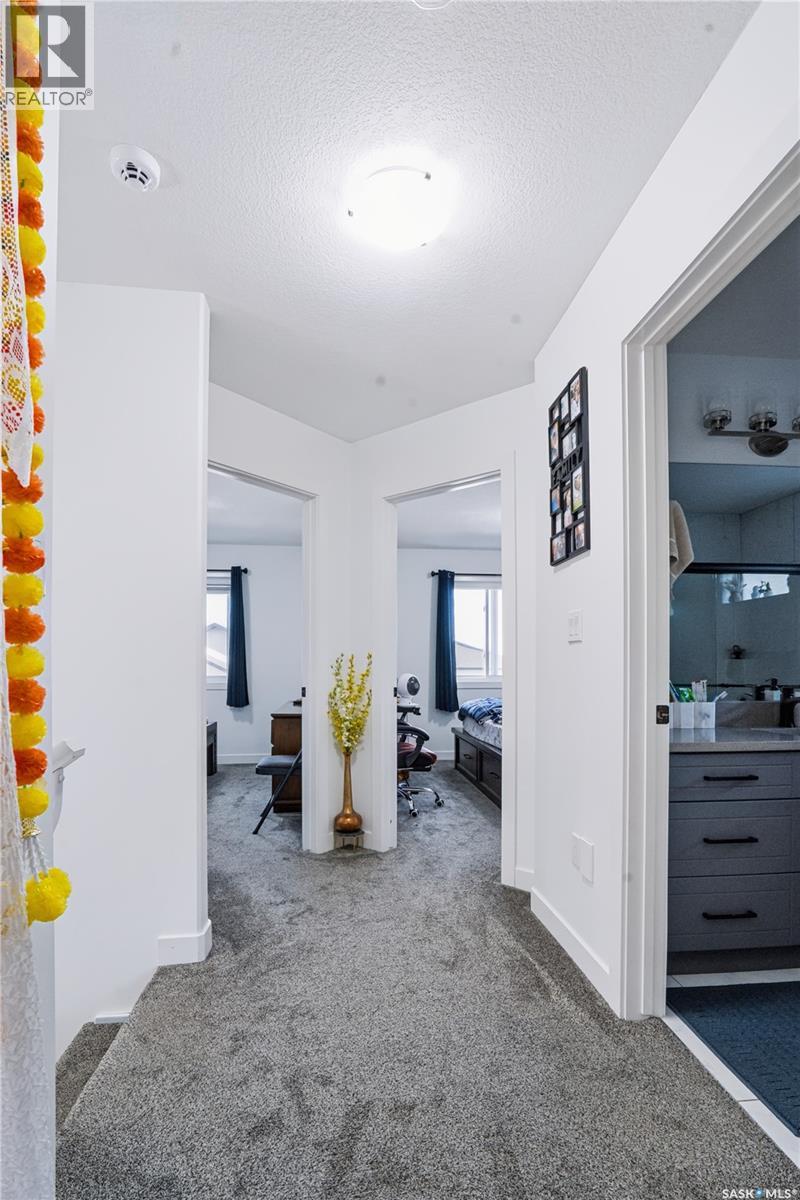 164 Thakur STREET - 24
