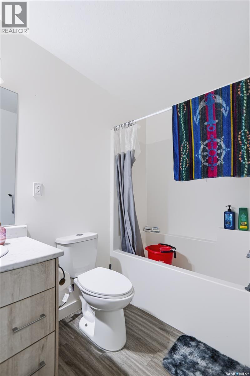 164 Thakur STREET - 34