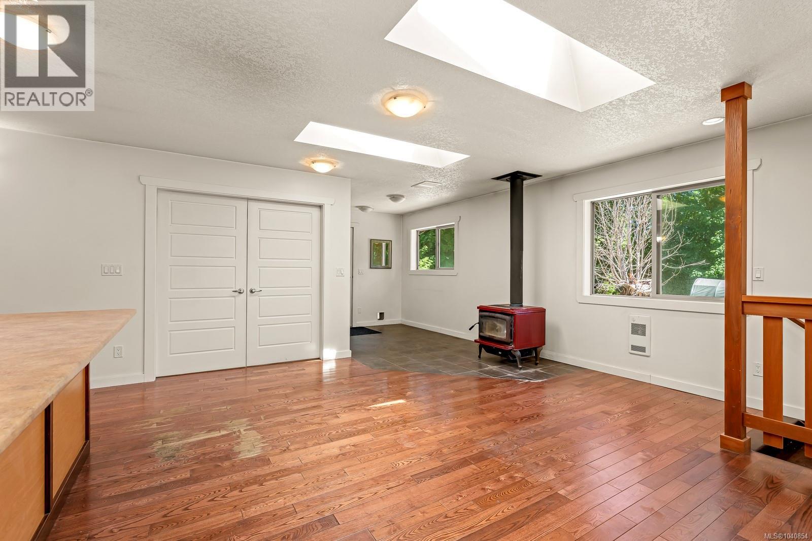 5160 Central Rd - 5
