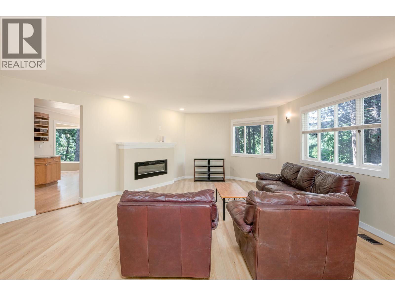 6201 BENCH DRIVE - 15