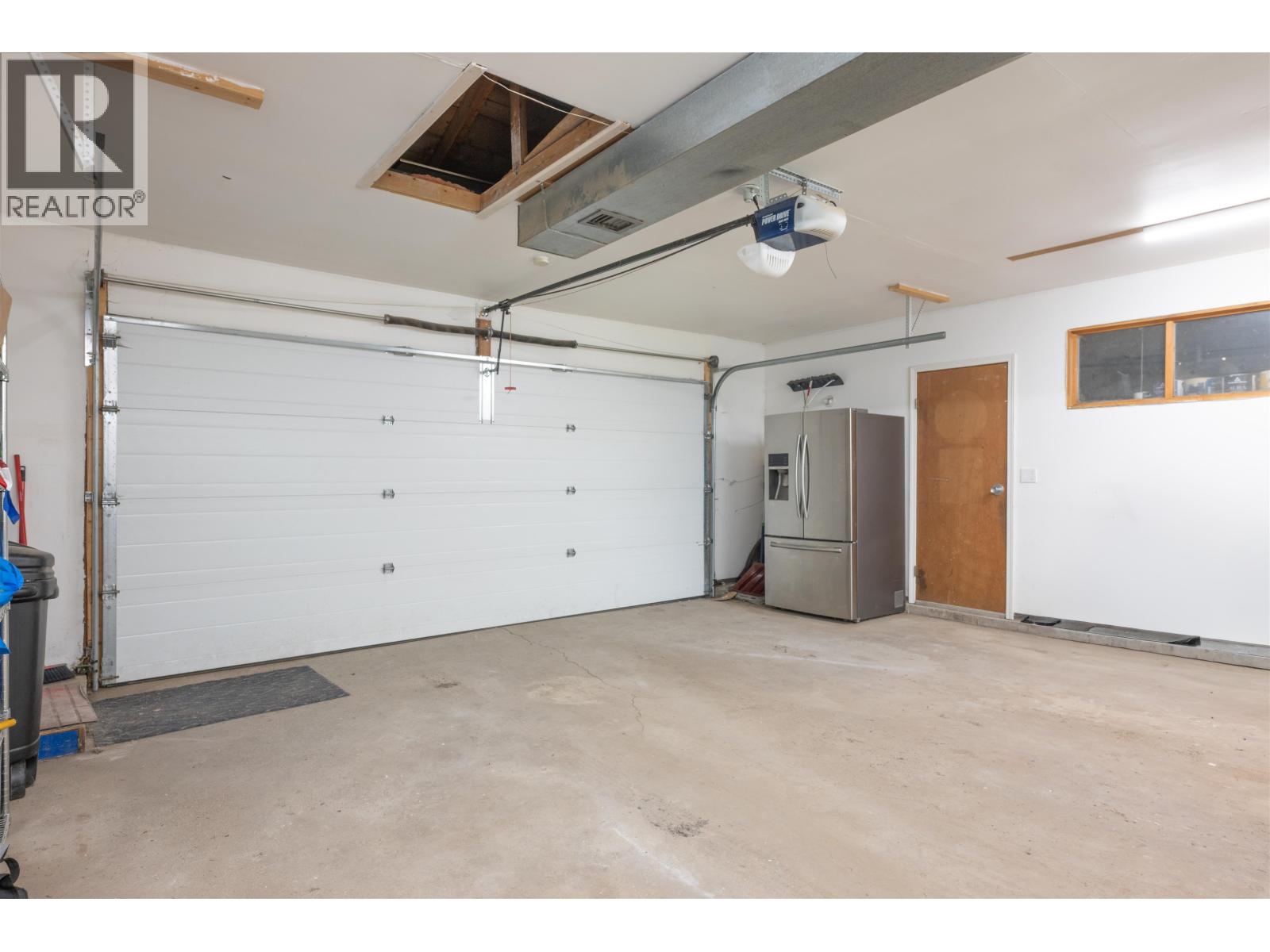 6201 BENCH DRIVE - 32