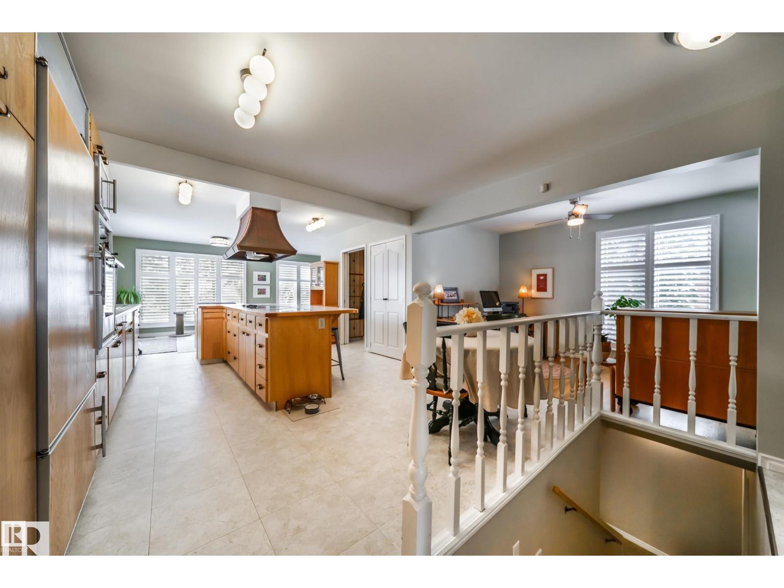 10231 46 ST NW - 9