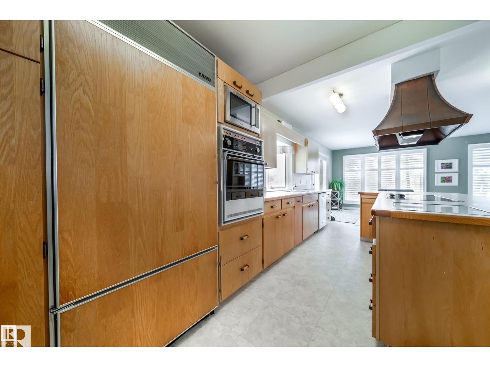 10231 46 ST NW - 14