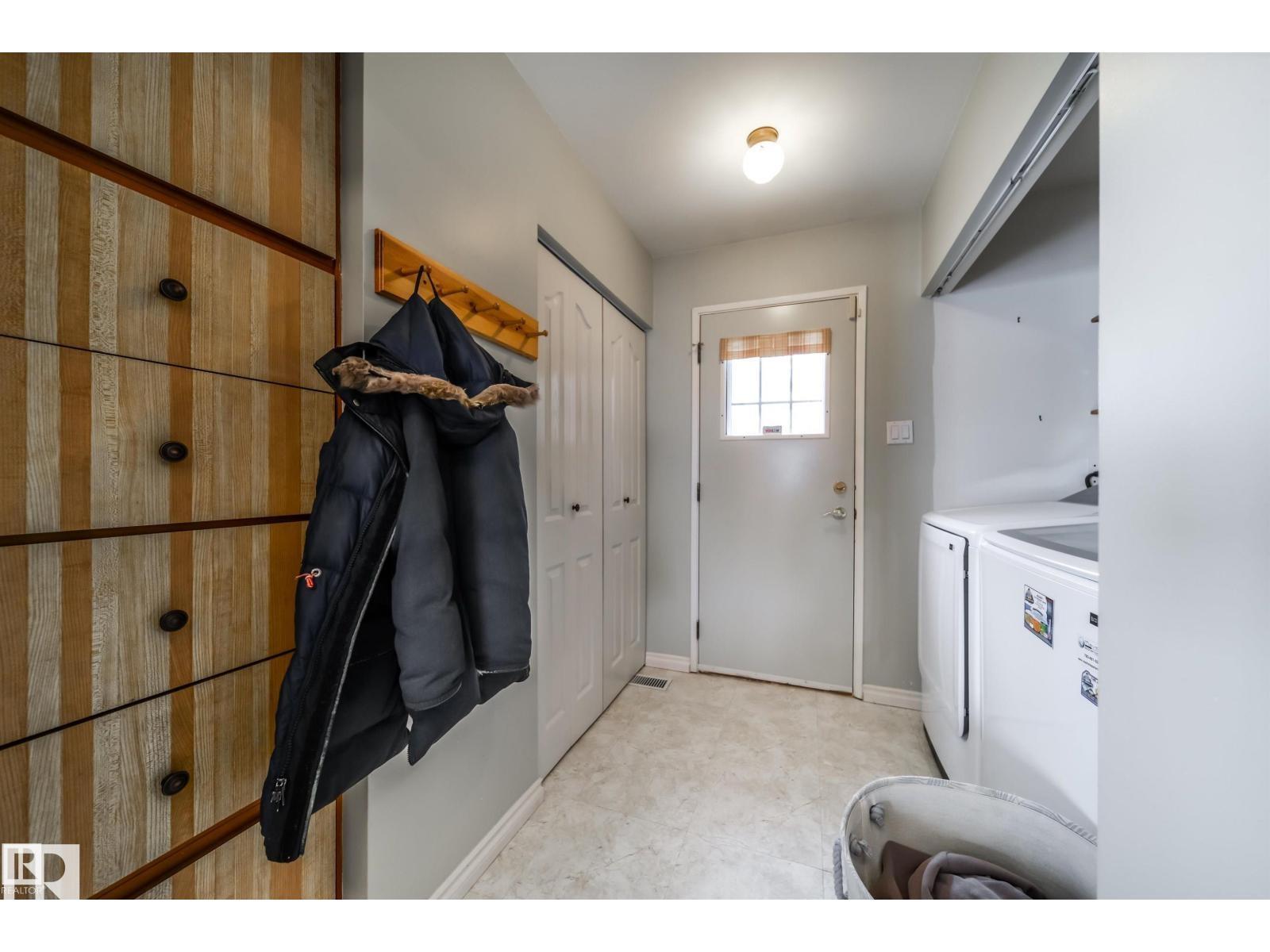 10231 46 ST NW - 16