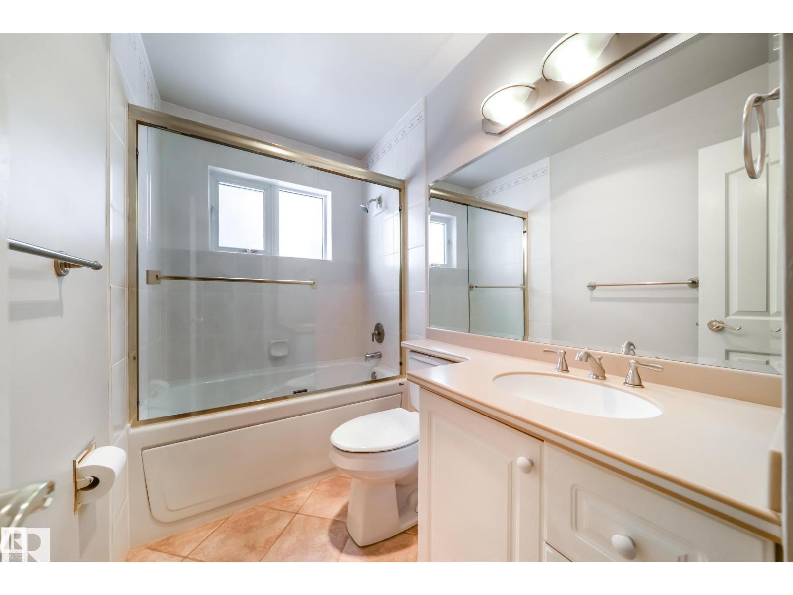 10231 46 ST NW - 32