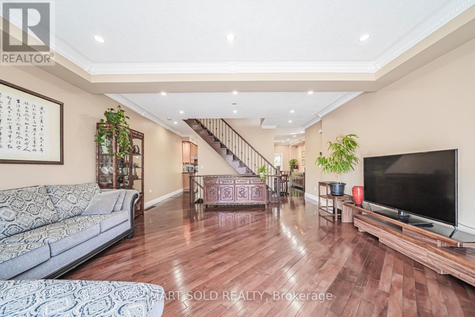 #16 9133 BAYVIEW AVENUE - 6