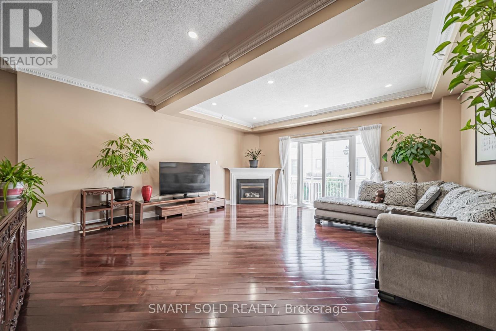 #16 9133 BAYVIEW AVENUE - 7