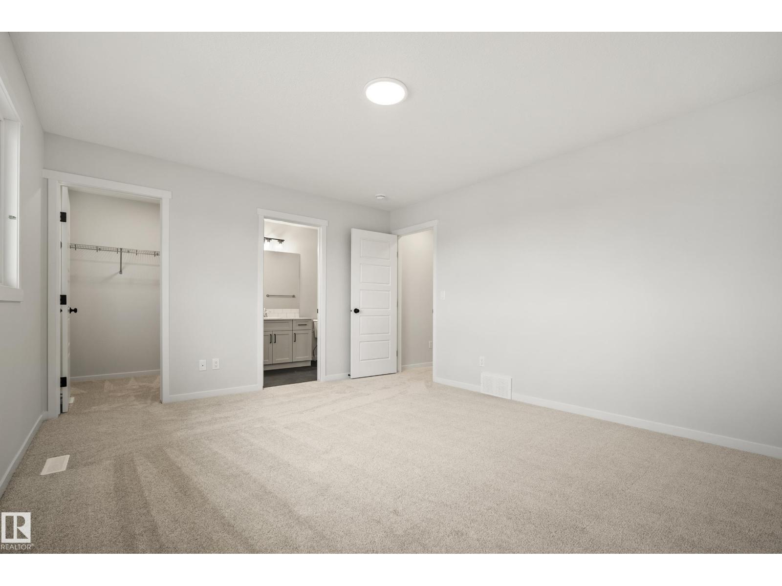 1224 MCLEOD AV - 25