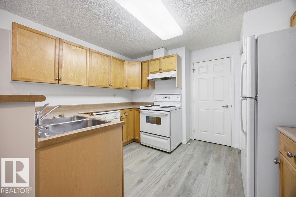 #34 1179 SUMMERSIDE DR SW - 7