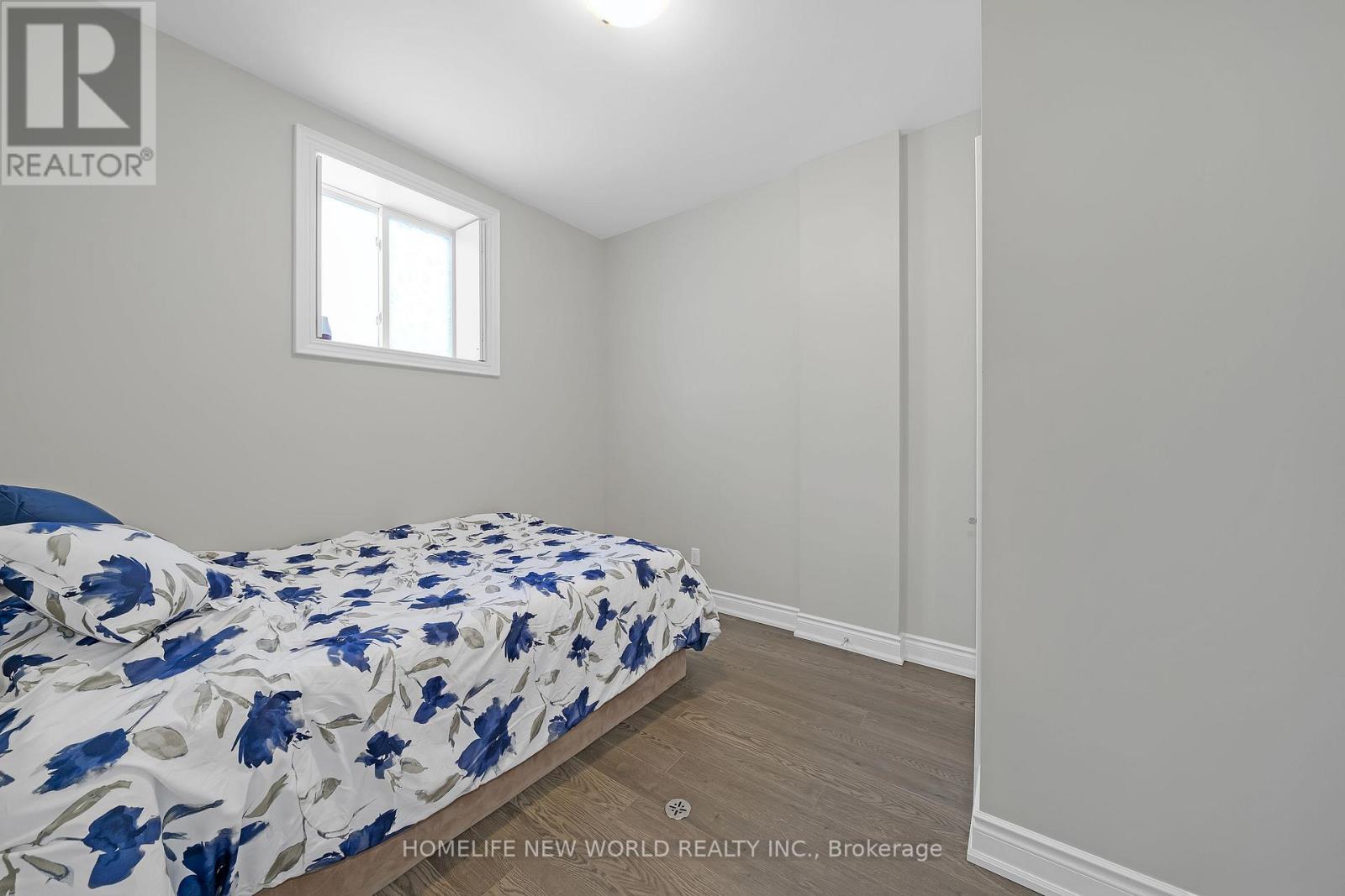10 STANCROFT DRIVE - 40