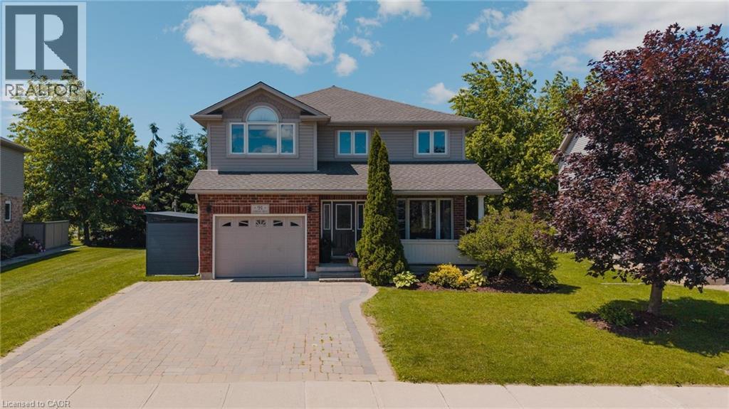 91 ANDREWS Drive - 33