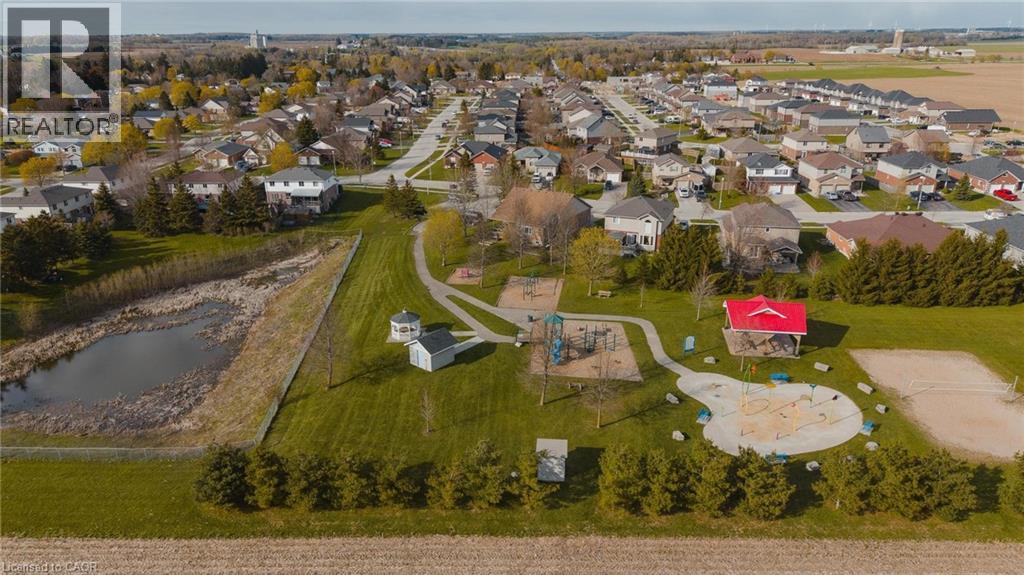 91 ANDREWS Drive - 35
