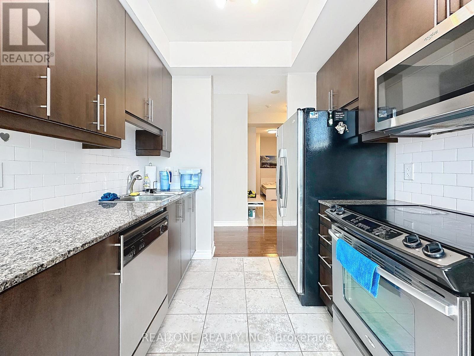 #2205 18 HOLMES AVENUE - 18
