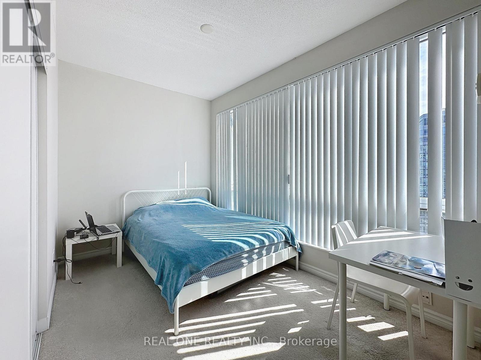 #2205 18 HOLMES AVENUE - 27