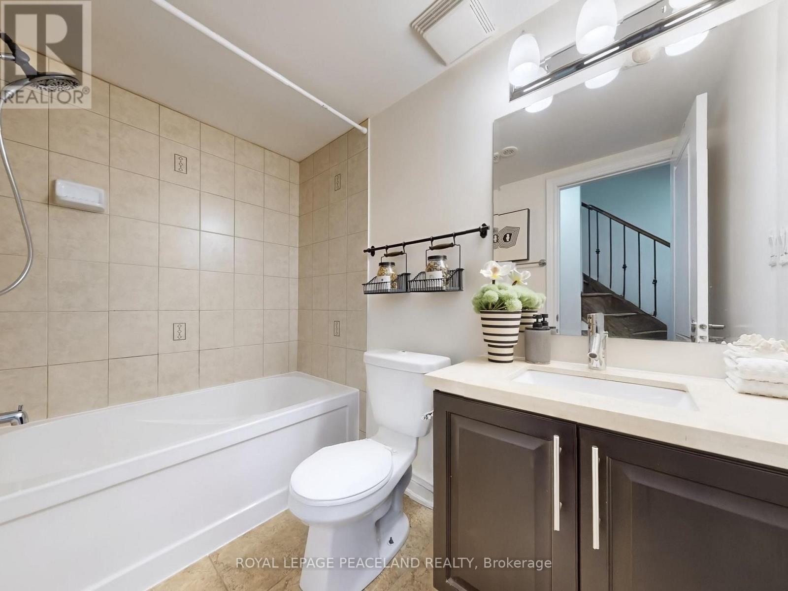 82 HARGRAVE LANE - 13