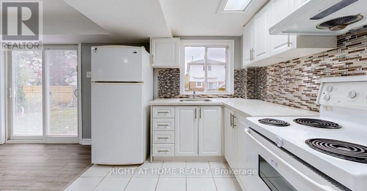 Photo of 942 Port Union Road