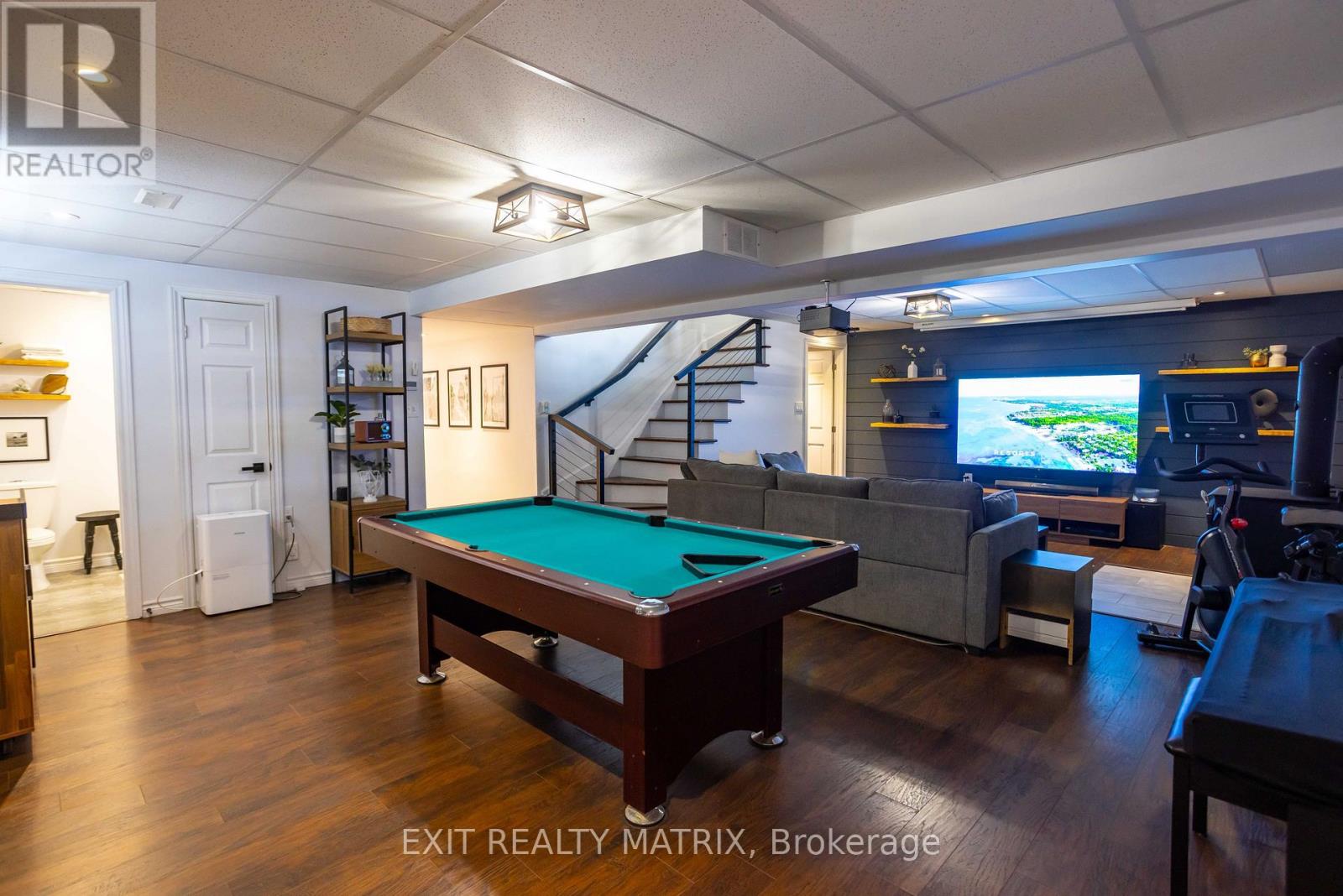 2866 FRONT ROAD - 32