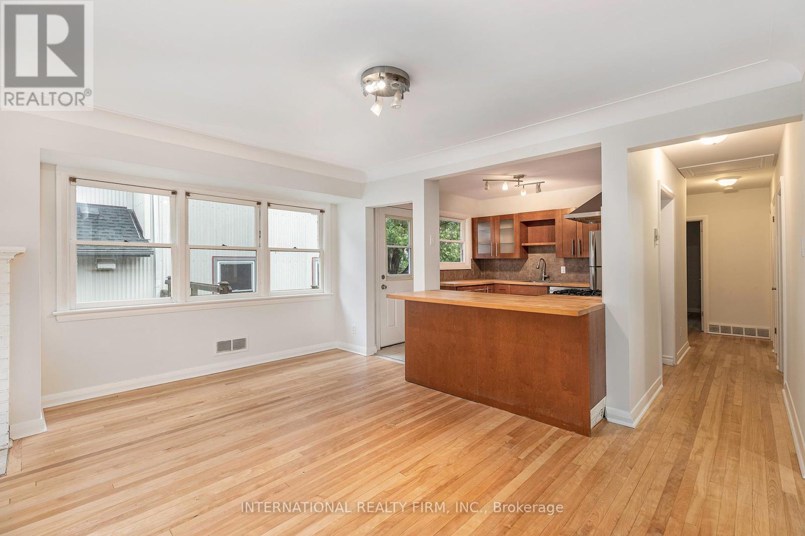 3 Bed, 1 Bath House for Rent in Ottawa – 323 LANARK AVENUE N, Ottawa – MLS# X13486808 - Image 10